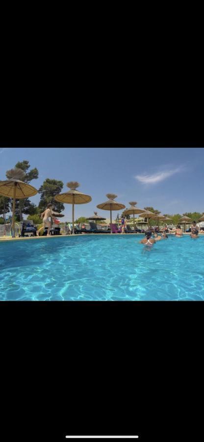 Camping 4 Etoiles Le Bosc Saint Cyrpien Mobil Home Ngoại thất bức ảnh